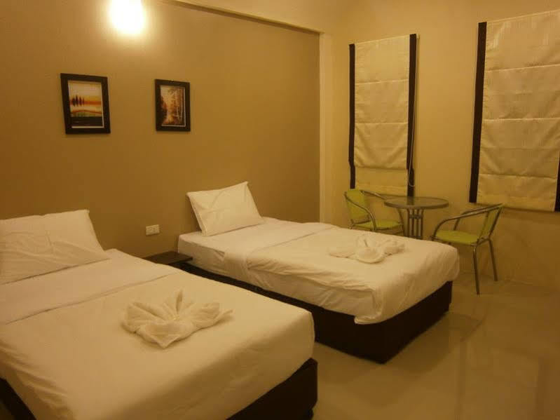 Surintara Resort Exterior photo